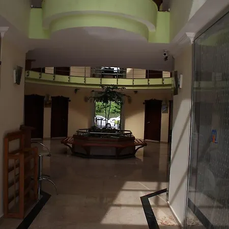 Aparthotel Minta